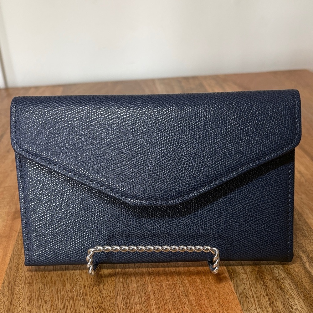 Zoppen Blue Pebbled Manmade Leather Travel Wallet